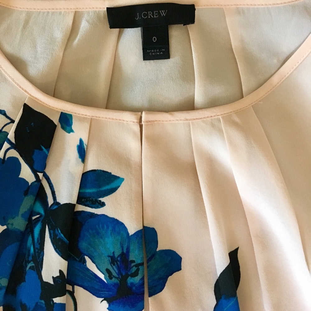 J. Crew Cap-Sleeve Top in Midnight Bloom SZ 0-2 - Picture 3 of 6